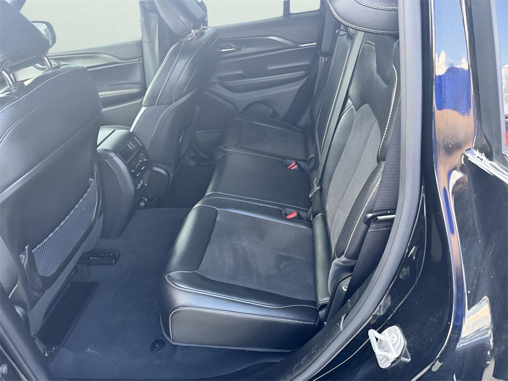 used 2024 Jeep Grand Cherokee car, priced at $29,712