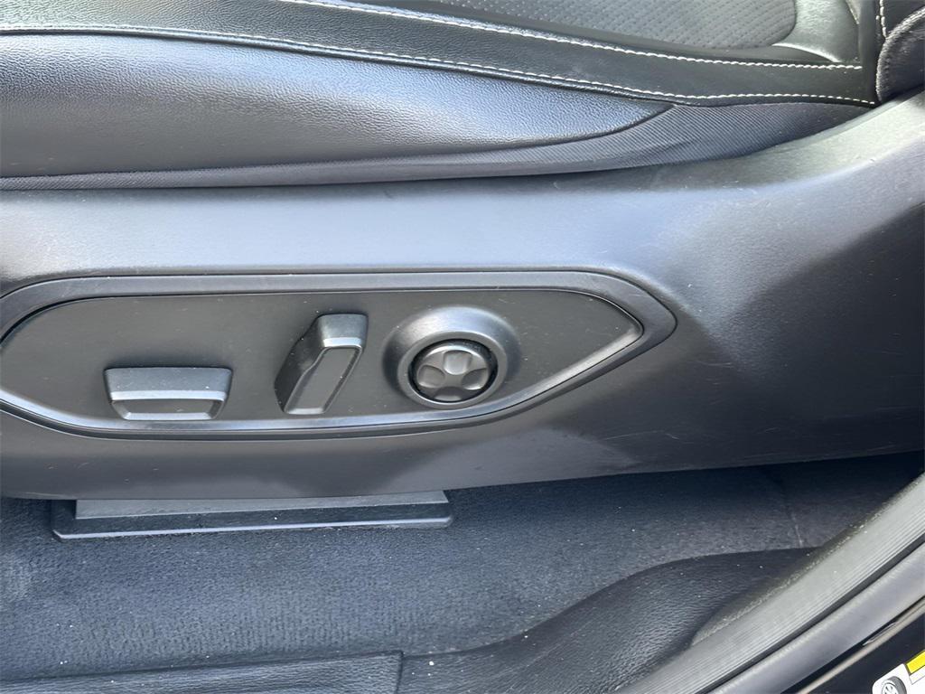 used 2024 Jeep Grand Cherokee car, priced at $29,712