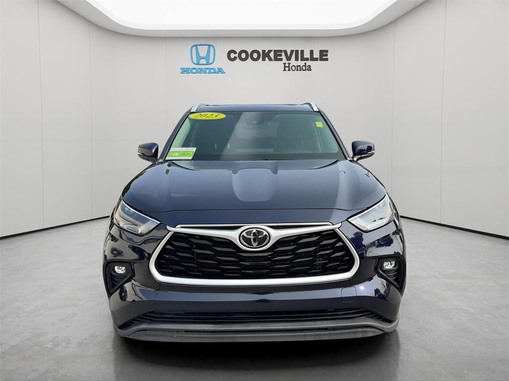 used 2023 Toyota Highlander car, priced at $34,689