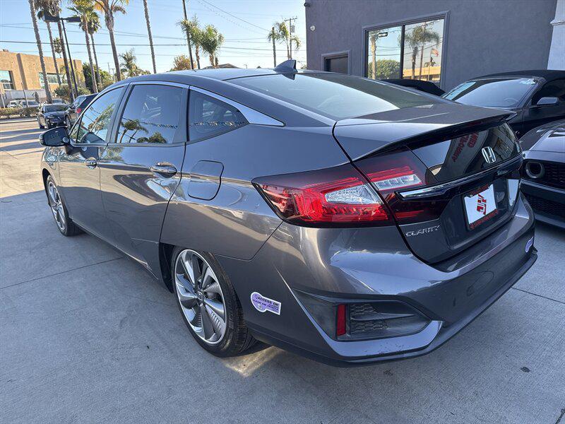 used 2019 Honda Clarity Plug-In Hybrid car, priced at $16,550