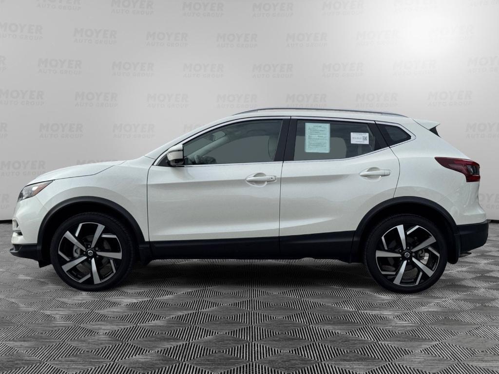 used 2022 Nissan Rogue Sport car, priced at $25,499