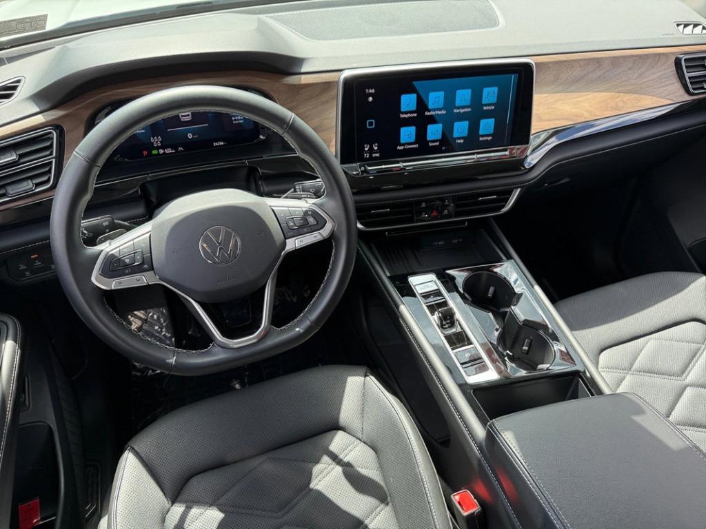 used 2025 Volkswagen Atlas car, priced at $37,498