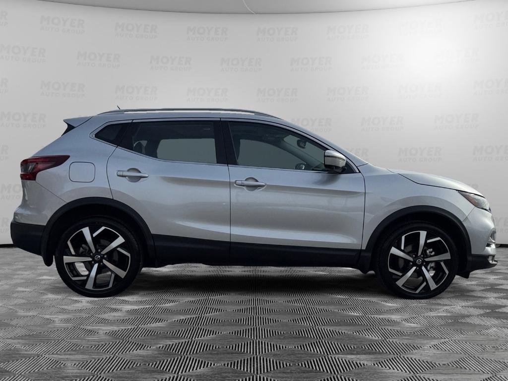 used 2022 Nissan Rogue Sport car, priced at $25,599