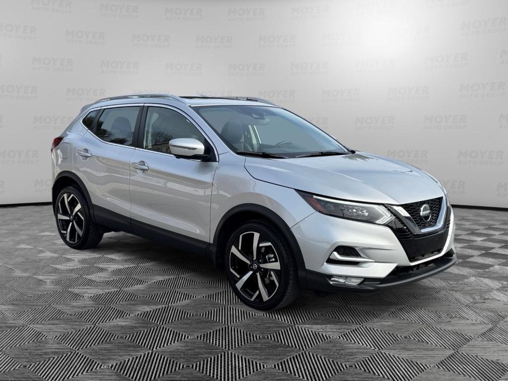 used 2022 Nissan Rogue Sport car, priced at $25,599