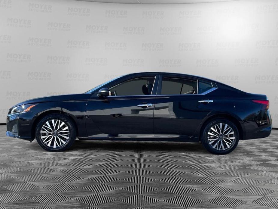 used 2024 Nissan Altima car, priced at $25,995