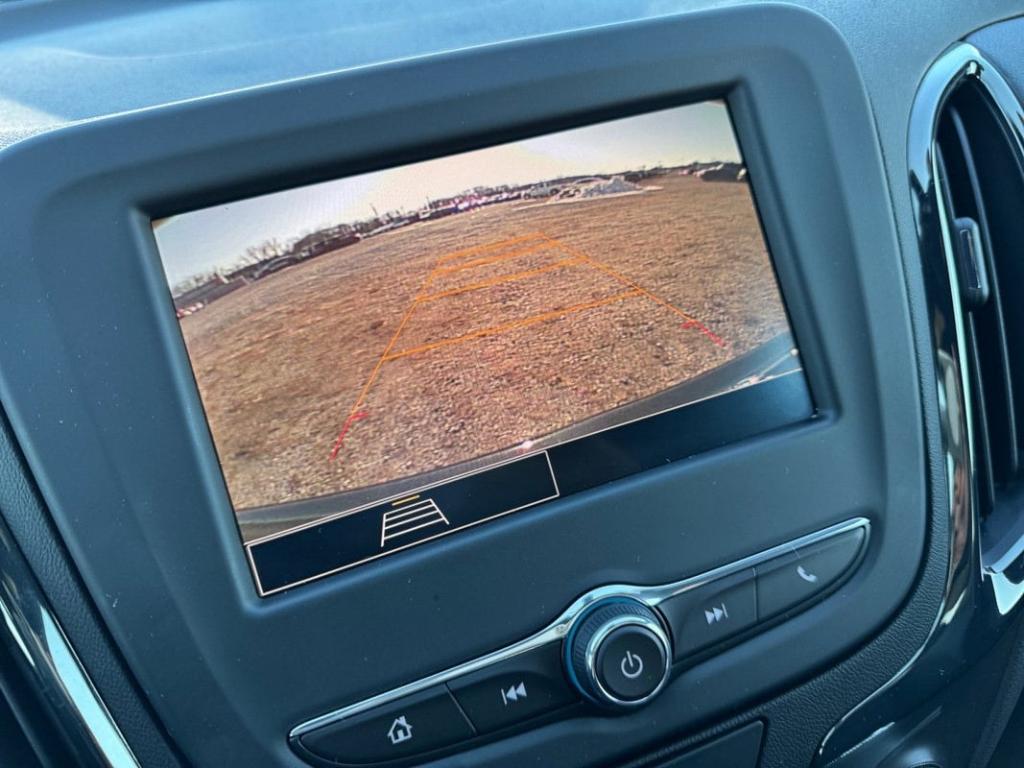 used 2024 Chevrolet Equinox car, priced at $29,882