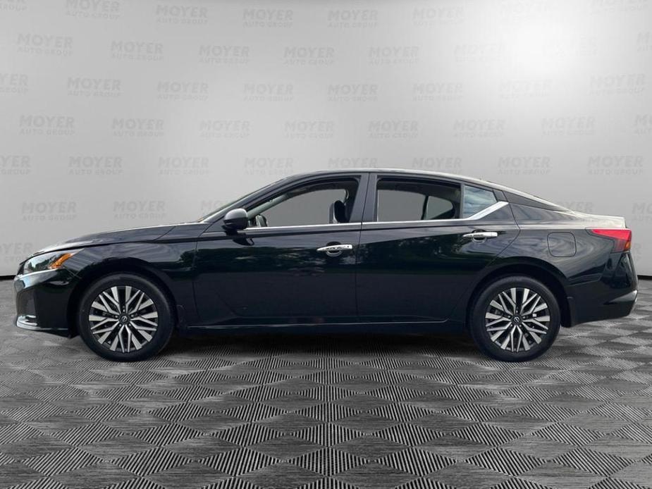 used 2024 Nissan Altima car, priced at $25,997