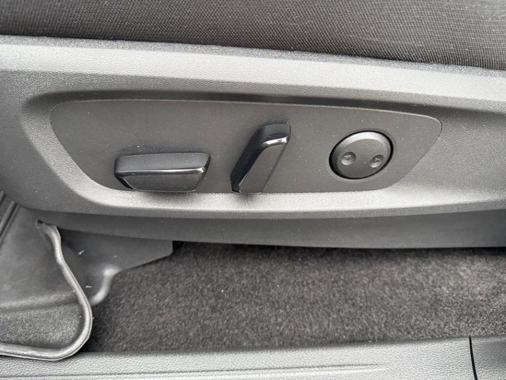 used 2024 Nissan Pathfinder car, priced at $34,299