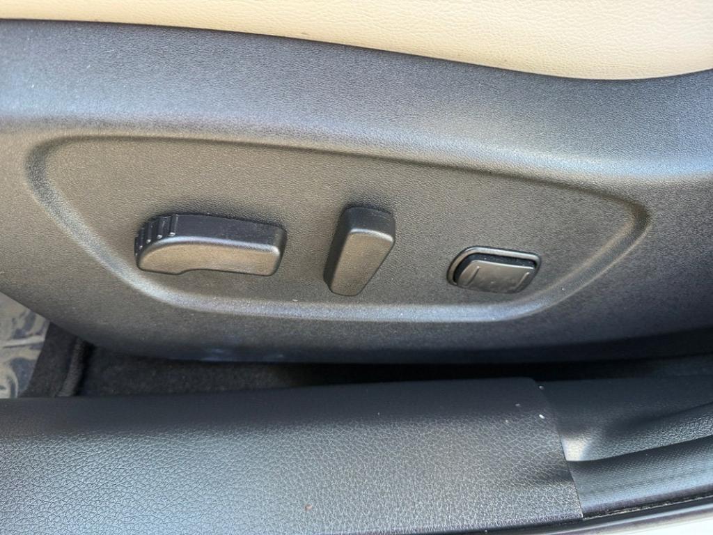 used 2022 Nissan Rogue Sport car, priced at $23,099