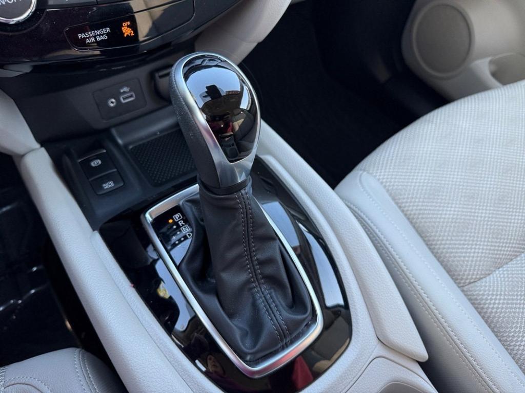 used 2022 Nissan Rogue Sport car, priced at $23,099