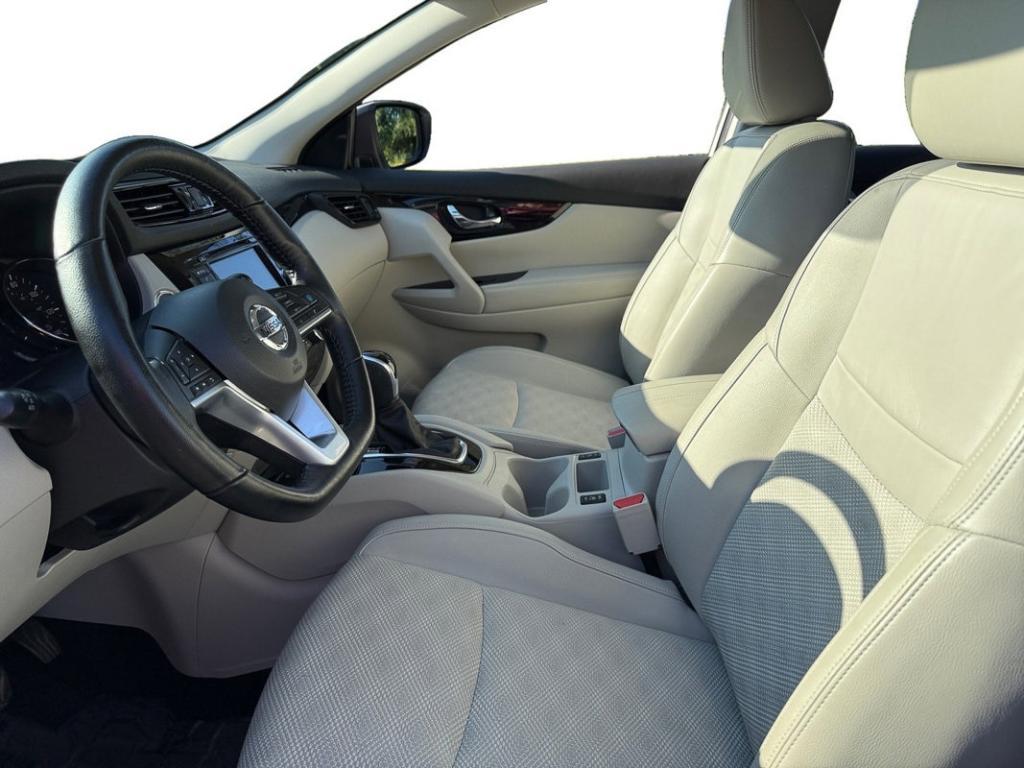 used 2022 Nissan Rogue Sport car, priced at $23,099