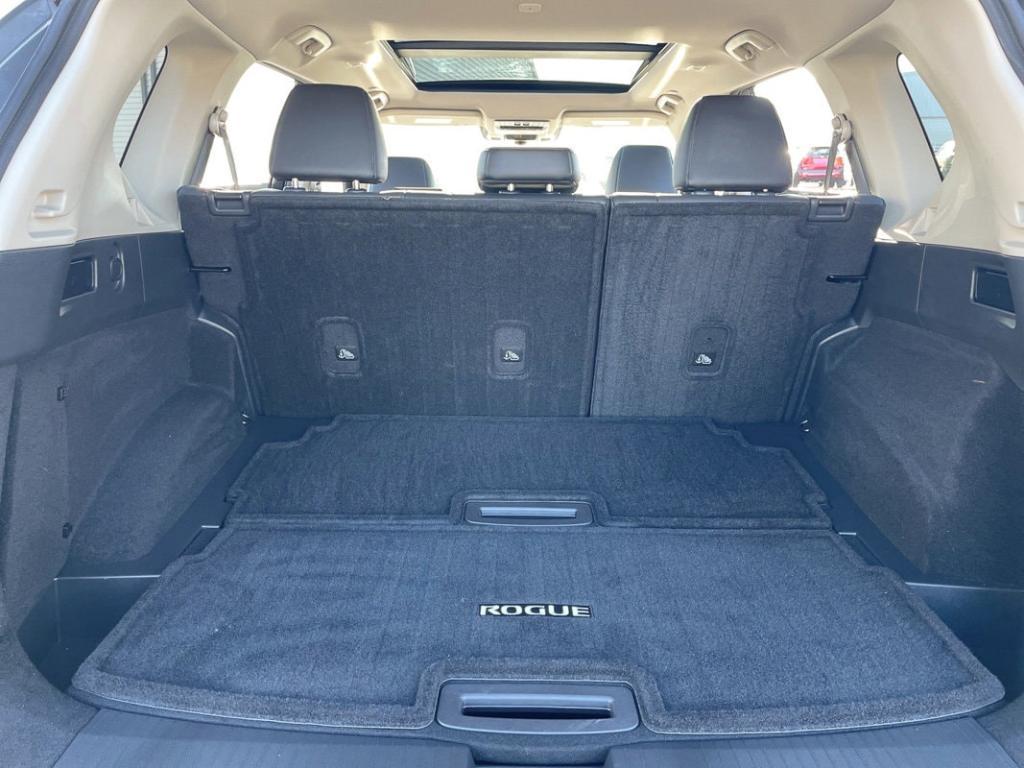 used 2022 Nissan Rogue car, priced at $30,988