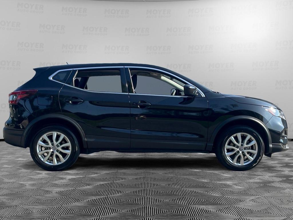 used 2022 Nissan Rogue Sport car, priced at $17,999