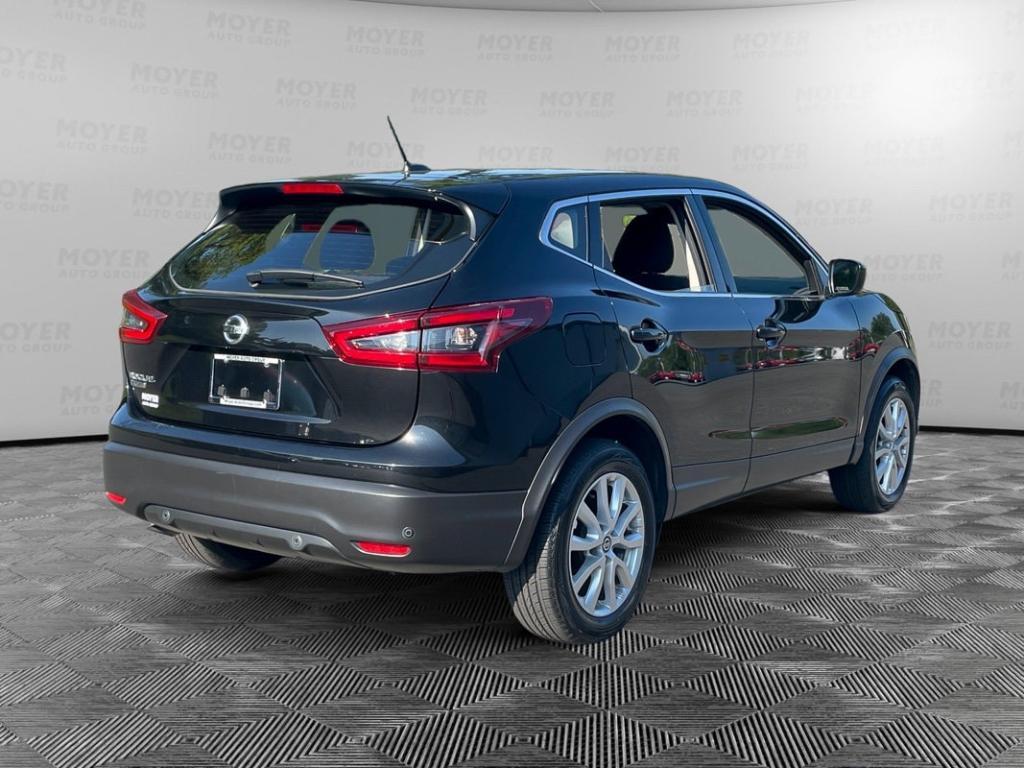 used 2022 Nissan Rogue Sport car, priced at $17,999