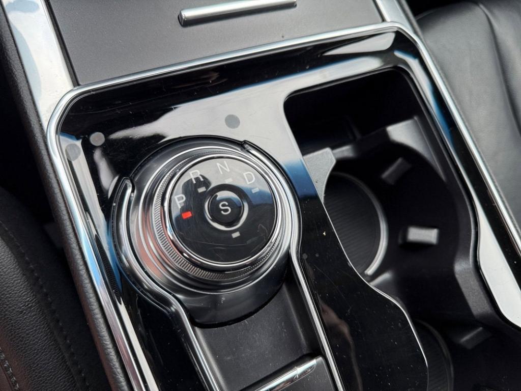 used 2019 Ford Edge car, priced at $19,499