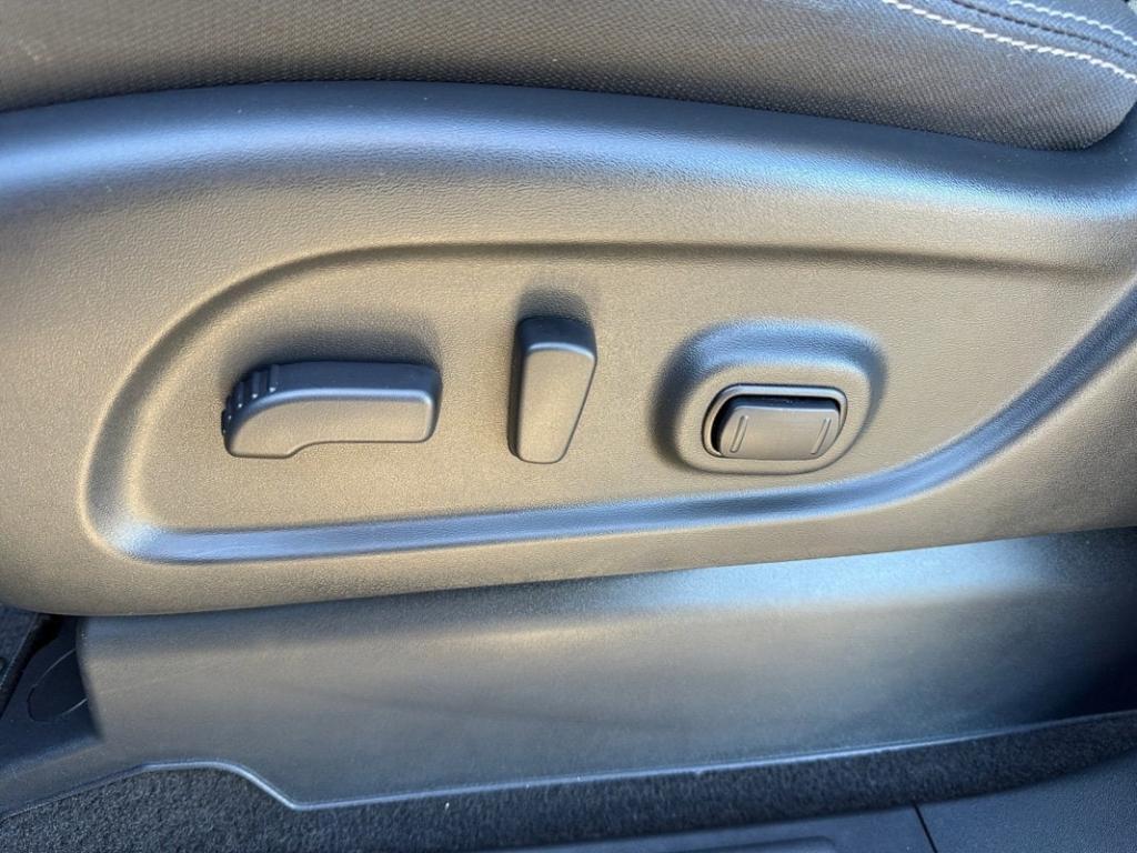 used 2024 Nissan Titan car, priced at $45,997