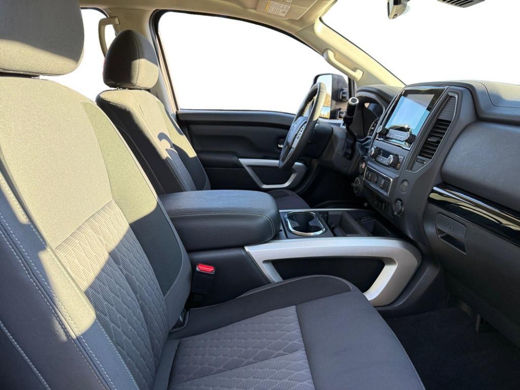 used 2024 Nissan Titan car, priced at $45,997