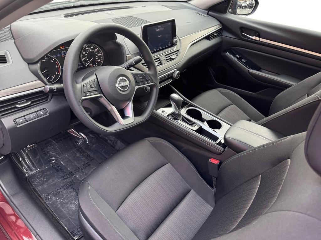 used 2023 Nissan Altima car, priced at $24,899