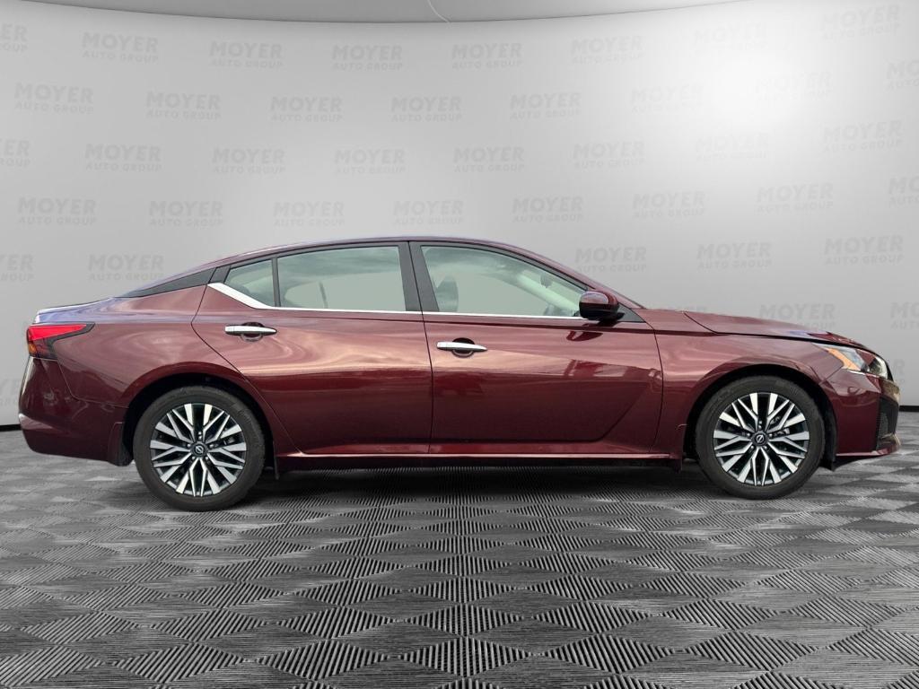 used 2023 Nissan Altima car, priced at $24,899