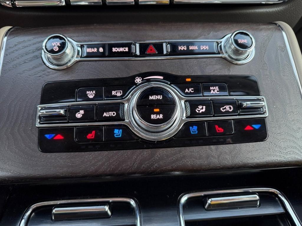 used 2021 Lincoln Aviator car, priced at $42,998