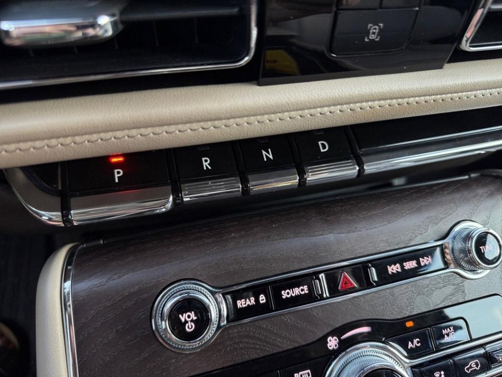 used 2021 Lincoln Aviator car, priced at $42,998