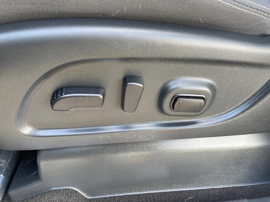 used 2024 Nissan Titan car, priced at $43,998