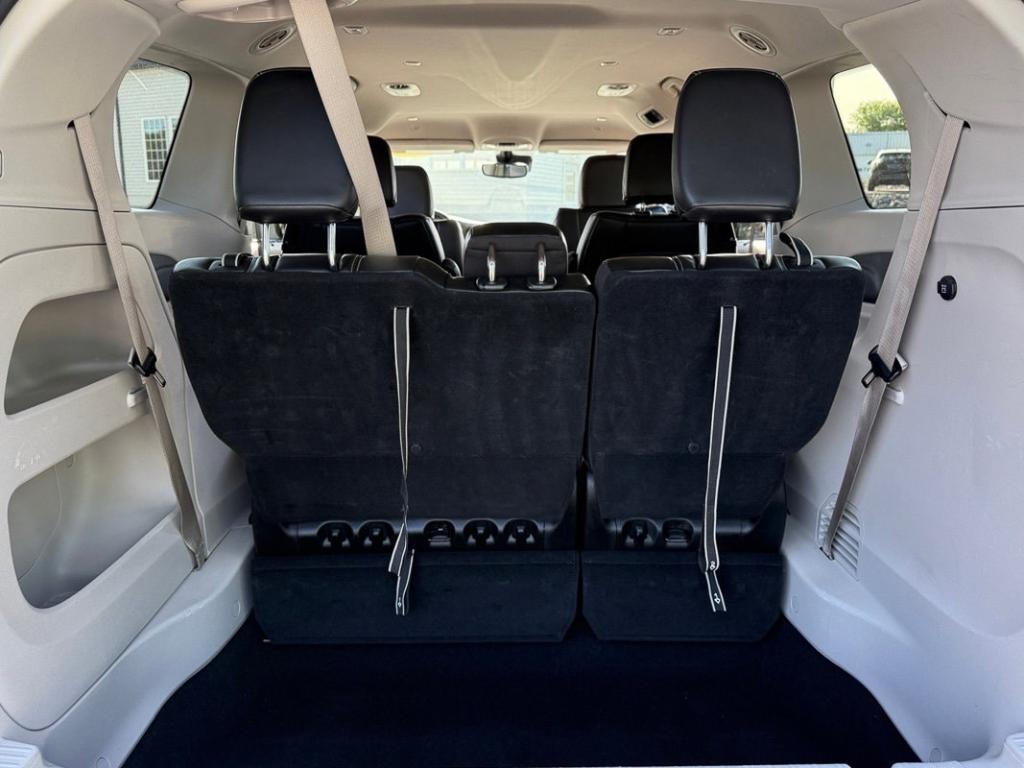 used 2023 Chrysler Pacifica car, priced at $28,998