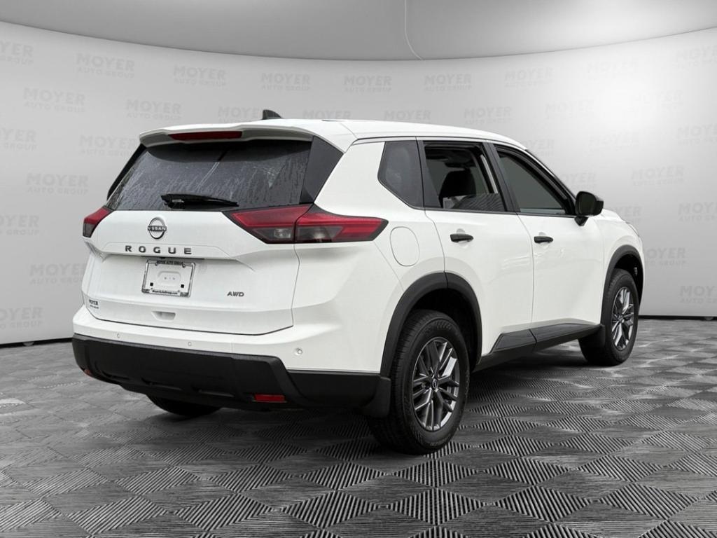 used 2024 Nissan Rogue car, priced at $27,999