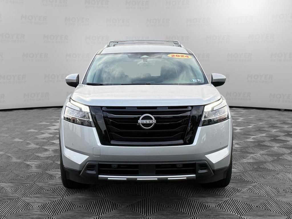 used 2024 Nissan Pathfinder car, priced at $40,199