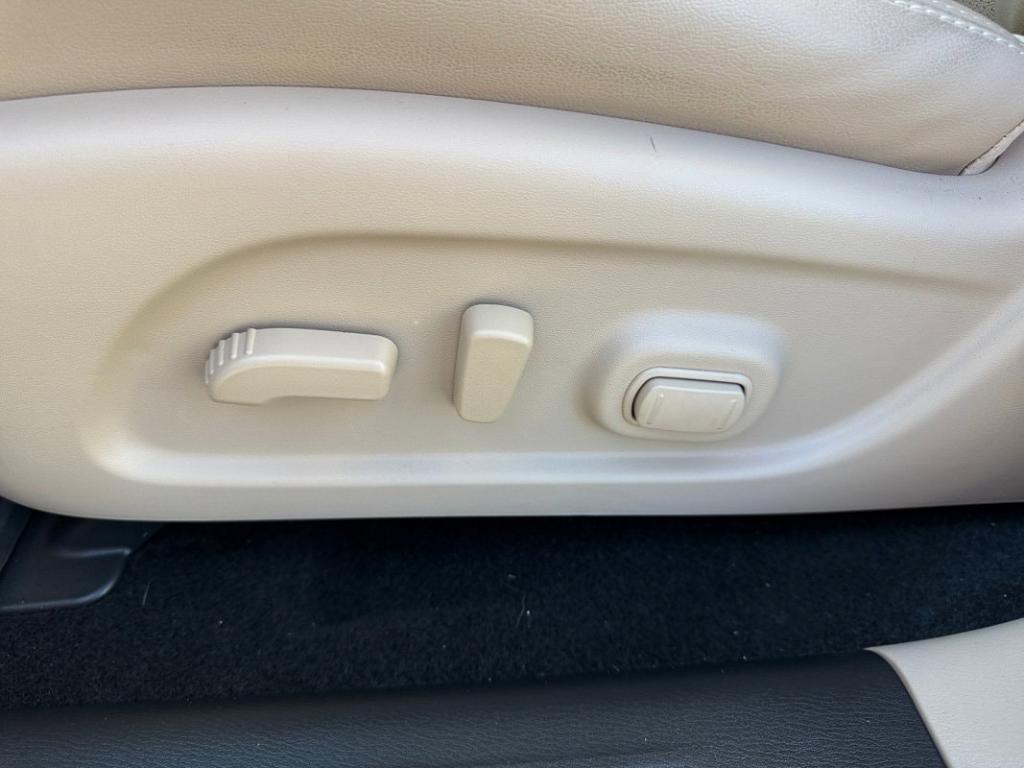 used 2020 Nissan Pathfinder car, priced at $25,498