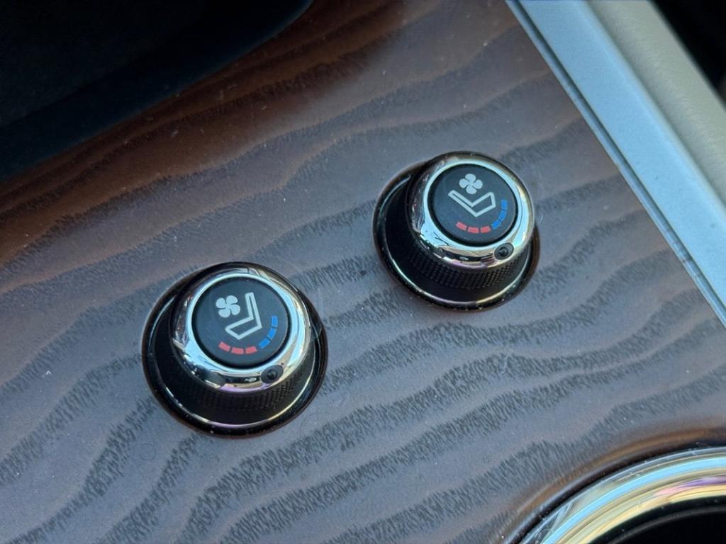 used 2020 Nissan Pathfinder car, priced at $25,498