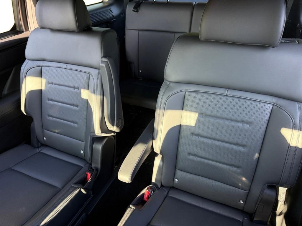 used 2025 Hyundai Santa Fe car, priced at $44,499