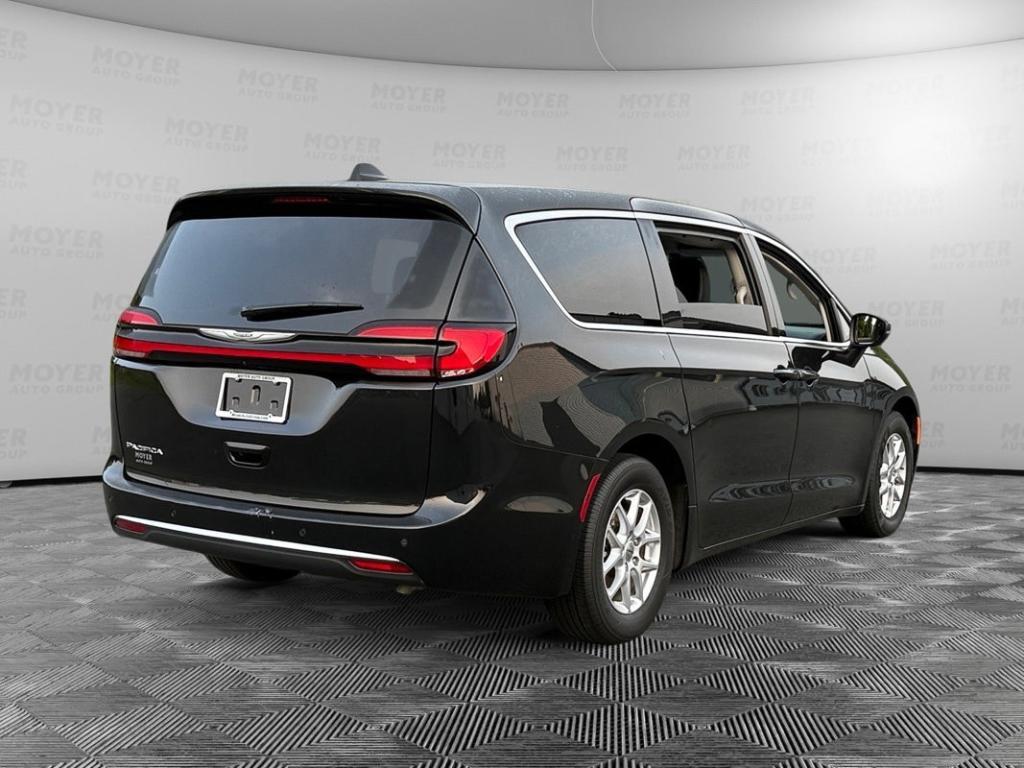 used 2023 Chrysler Pacifica car, priced at $28,998