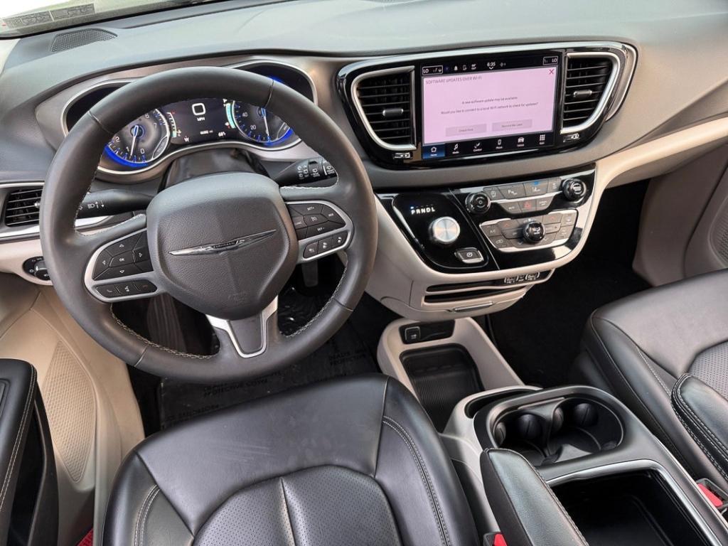 used 2023 Chrysler Pacifica car, priced at $28,998