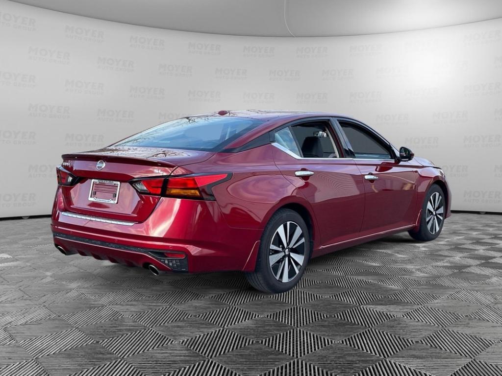 used 2022 Nissan Altima car, priced at $23,933