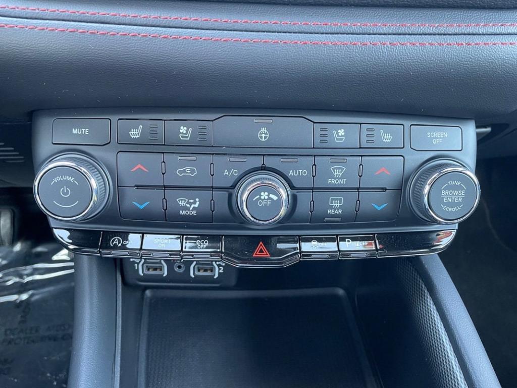 used 2024 Dodge Durango car, priced at $35,597