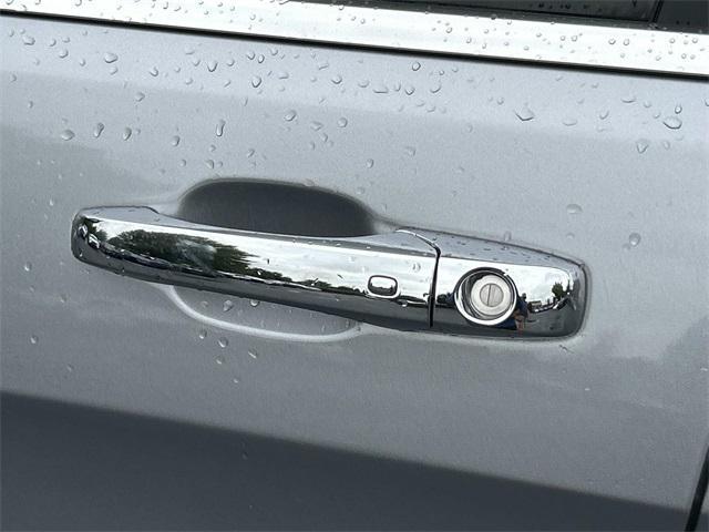 used 2020 Jeep Grand Cherokee car, priced at $24,555