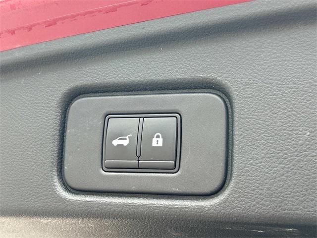 used 2022 Nissan Pathfinder car, priced at $35,326