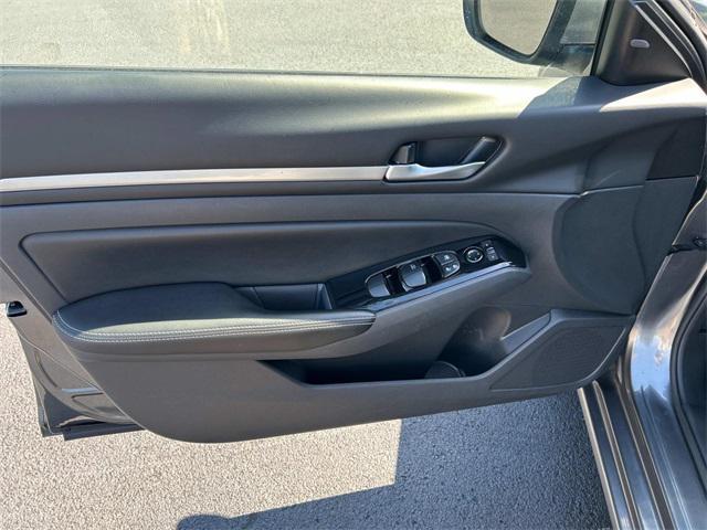 used 2023 Nissan Altima car, priced at $20,500