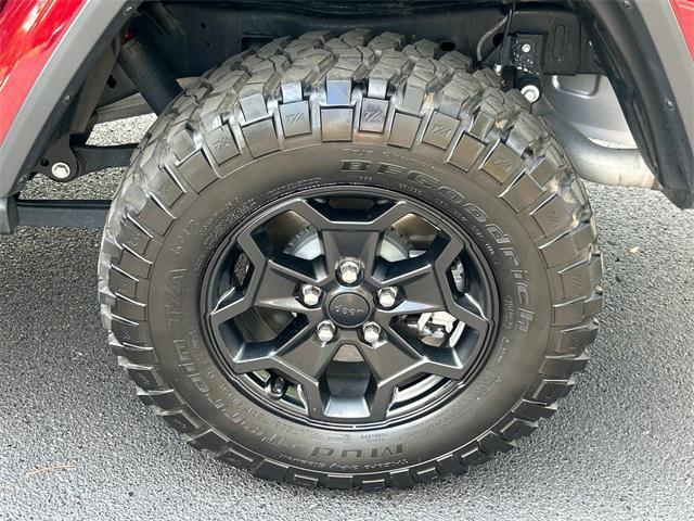 used 2021 Jeep Gladiator car, priced at $34,987