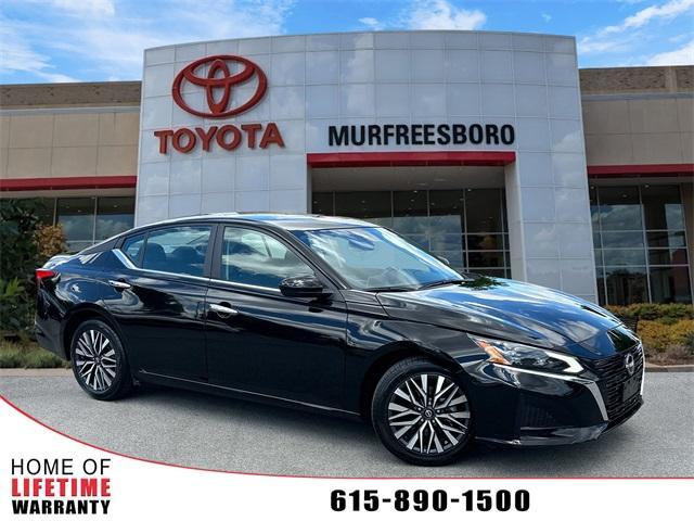 used 2023 Nissan Altima car, priced at $22,912