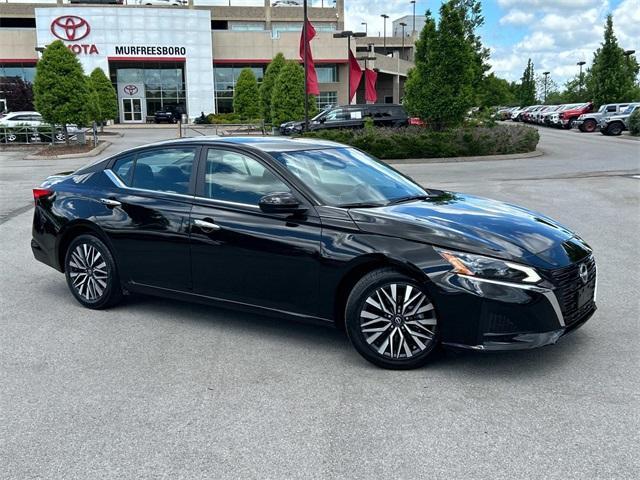 used 2023 Nissan Altima car, priced at $22,912