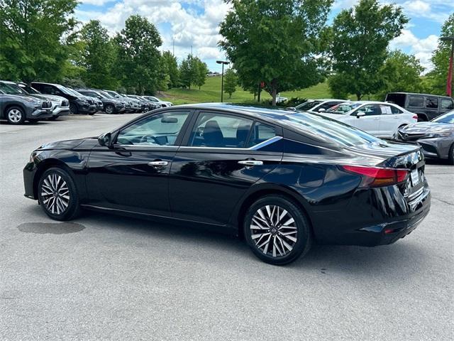 used 2023 Nissan Altima car, priced at $22,912