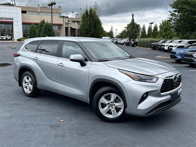 used 2023 Toyota Highlander car, priced at $34,279