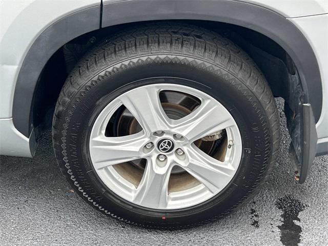 used 2023 Toyota Highlander car, priced at $34,279