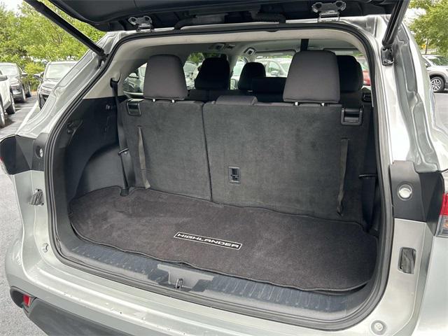 used 2023 Toyota Highlander car, priced at $34,279