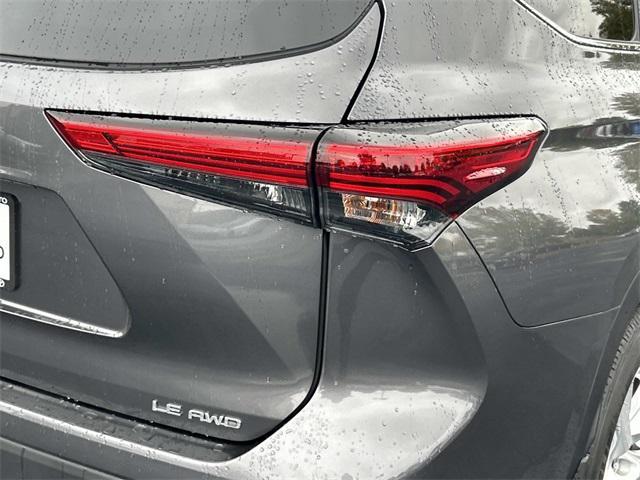used 2023 Toyota Highlander car, priced at $35,985