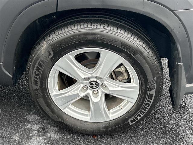 used 2023 Toyota Highlander car, priced at $35,985