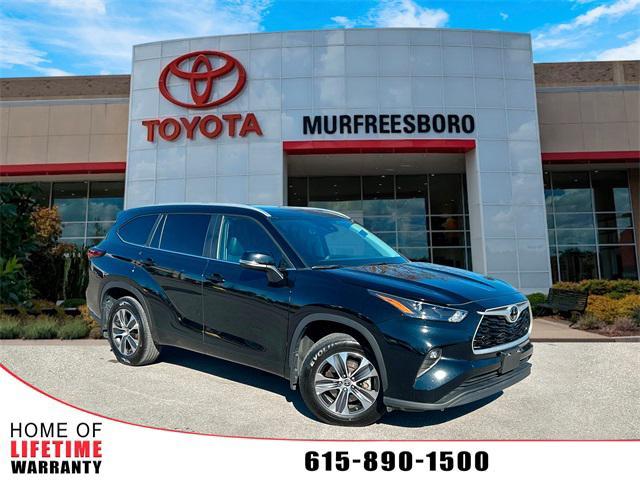 used 2024 Toyota Highlander car, priced at $44,105