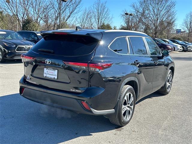 used 2024 Toyota Highlander car, priced at $44,105